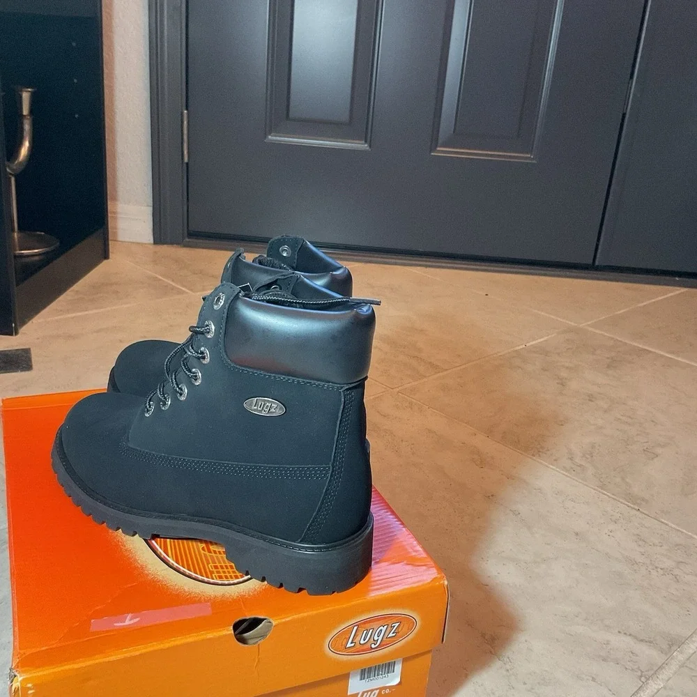 NIB Lugz Convoy Men's Black Lace up Boot, Size 7.5 - Picture 5 of 8